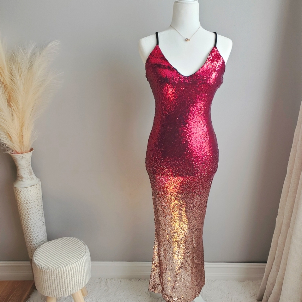 GORGEOUS!! RED AND GOLD OMBRE SEQUIN MIDI DRESS